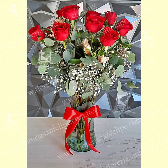 Jarrón Con 12 Rosas Rojas y Alstroemerias