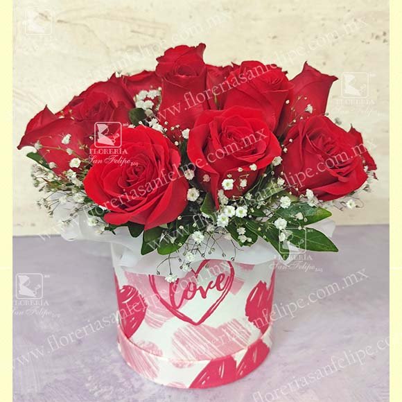 Cilindro "I Love You" Con 18 Rosas Rojas